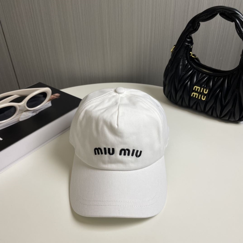 MIUMIU